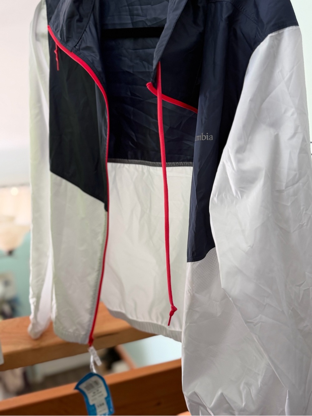 Columbia Women's Navy White Windbreaker with Pink Trim